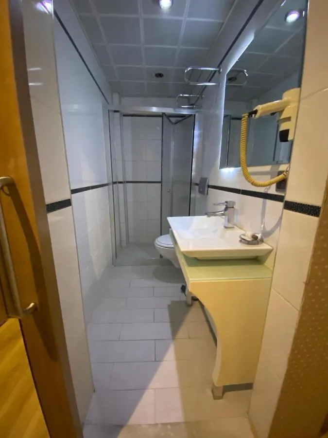Prens Hotel Istanbul 3*,