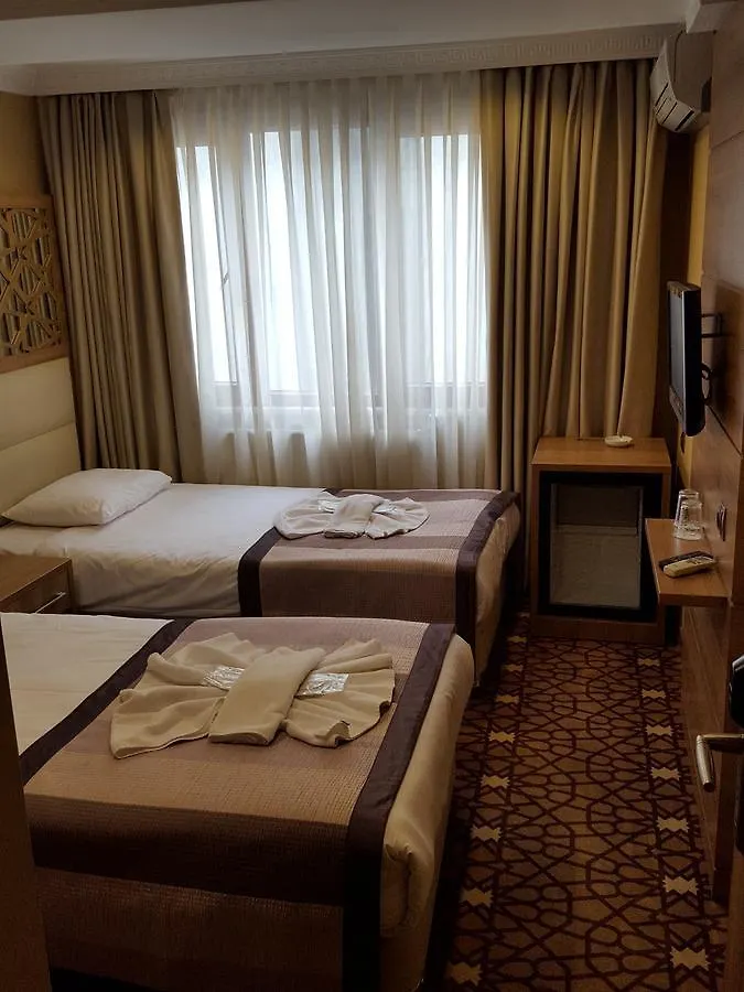 Prens Hotel Istanbul 3*,
