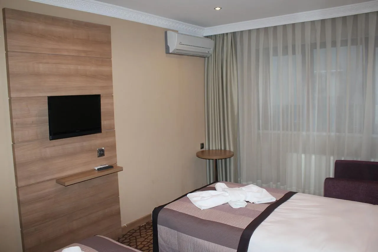 Prens Hotel Istambul