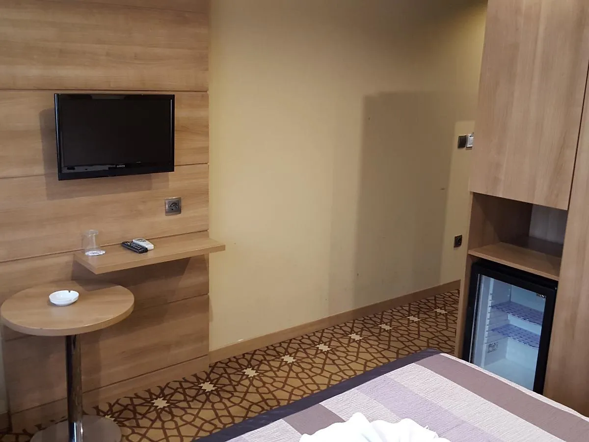Prens Hotel Istambul
